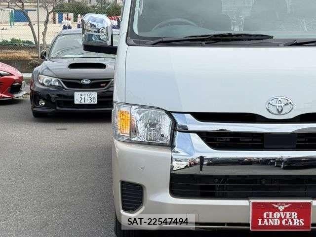 Toyota HIACE WAGON 2025-10 4945141-26