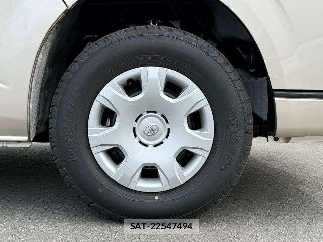 Toyota HIACE WAGON 2025-10 4945141-28