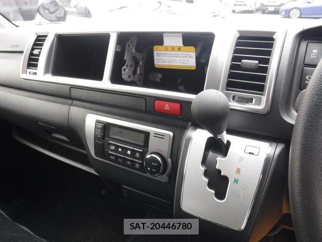 Toyota HIACE WAGON 2025-10 4945151-11