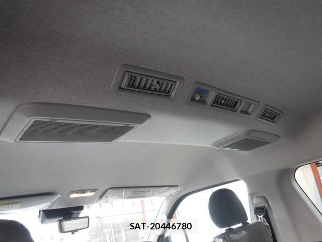Toyota HIACE WAGON 2025-10 4945151-25