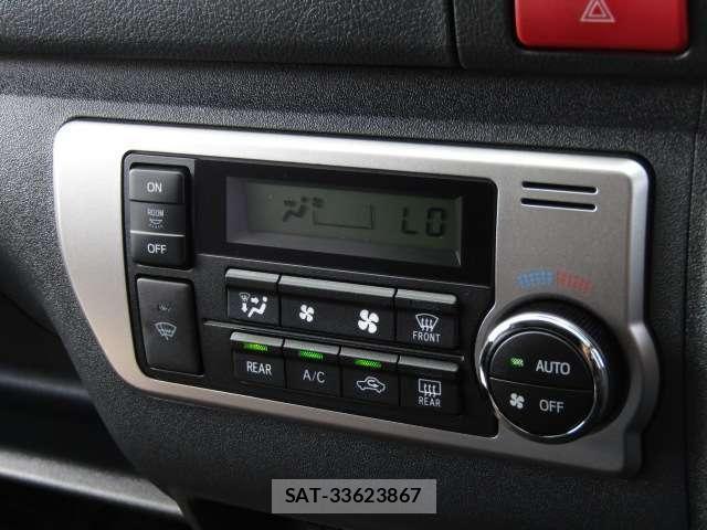 Toyota HIACE WAGON 2022-09 6000369-13