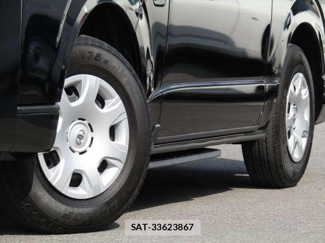Toyota HIACE WAGON 2022-09 6000369-25