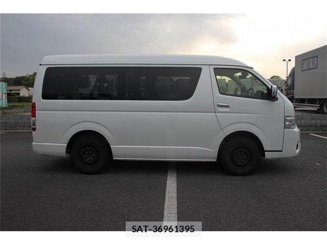 Toyota HIACE WAGON 2023-10 6264331-13