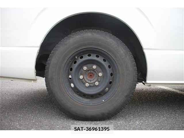 Toyota HIACE WAGON 2023-10 6264331-17