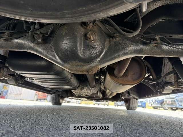 Toyota HIACE WAGON 2019-04 6271804-22