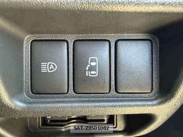 Toyota HIACE WAGON 2019-04 6271804-5