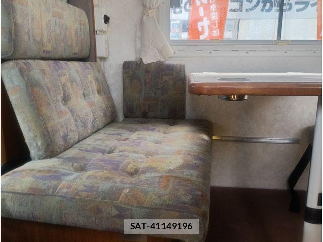 Toyota HIACE WAGON 2006-04 6498319-13