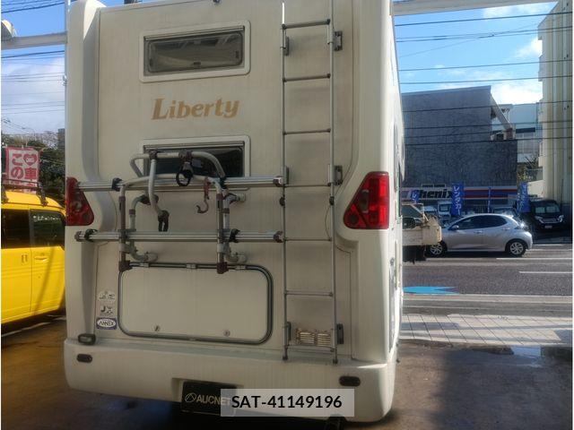 Toyota HIACE WAGON 2006-04 6498319-1