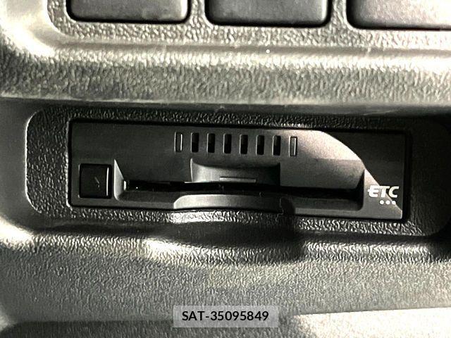 Toyota HIACE WAGON 2017-08 6545139-5