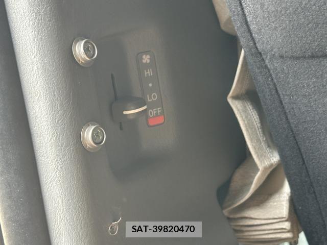 Toyota HIACE WAGON 2005-10 6612204-13