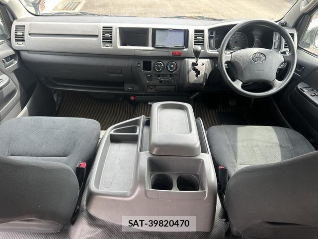 Toyota HIACE WAGON 2005-10 6612204-19