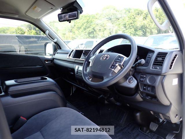 Toyota HIACE WAGON 2020-12 6612202-19