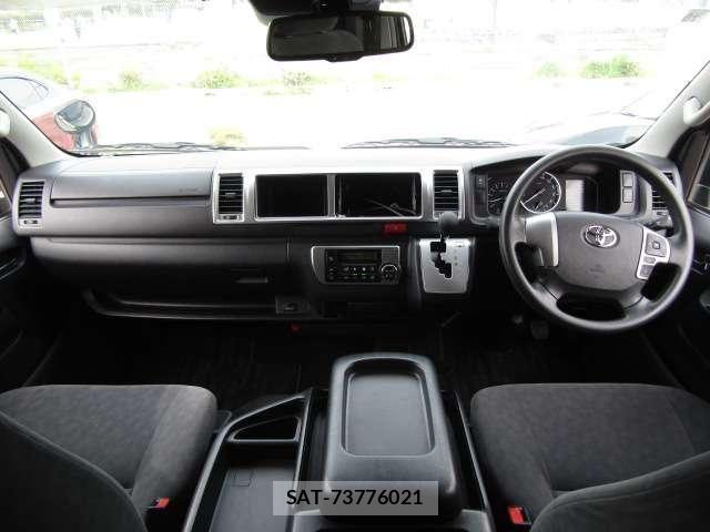 Toyota HIACE WAGON 2020-10 6641666-2