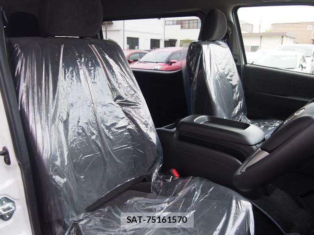 Toyota HIACE WAGON 2026-04 6671774-4