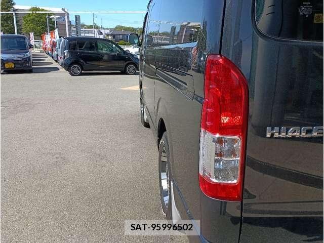 Toyota HIACE WAGON 2015-02 6676216-22
