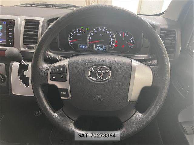 Toyota HIACE WAGON 2017-07 6682684-10