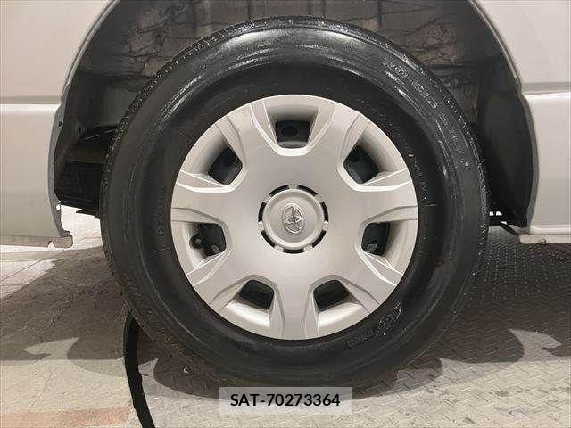 Toyota HIACE WAGON 2017-07 6682684-20