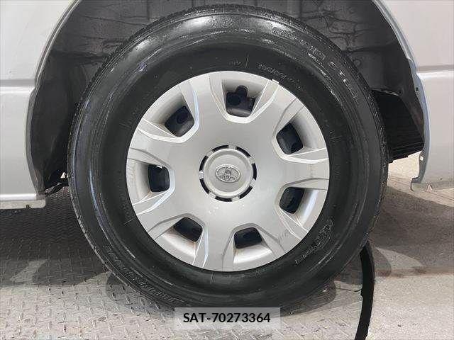 Toyota HIACE WAGON 2017-07 6682684-21