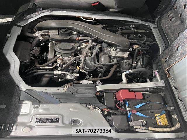 Toyota HIACE WAGON 2017-07 6682684-25