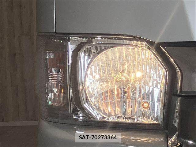 Toyota HIACE WAGON 2017-07 6682684-26