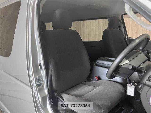 Toyota HIACE WAGON 2017-07 6682684-6