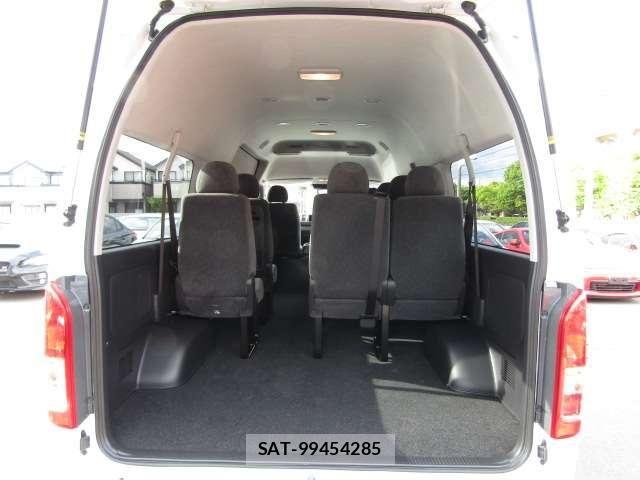 Toyota HIACE WAGON 2026-04 6716254-18