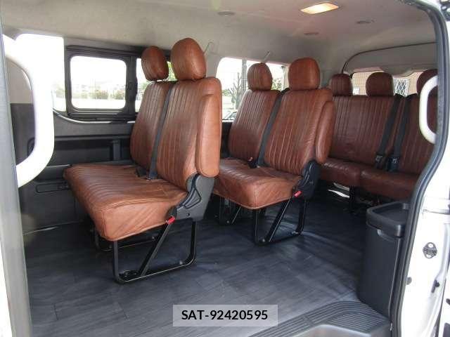 Toyota HIACE WAGON 2022-05 6716255-11