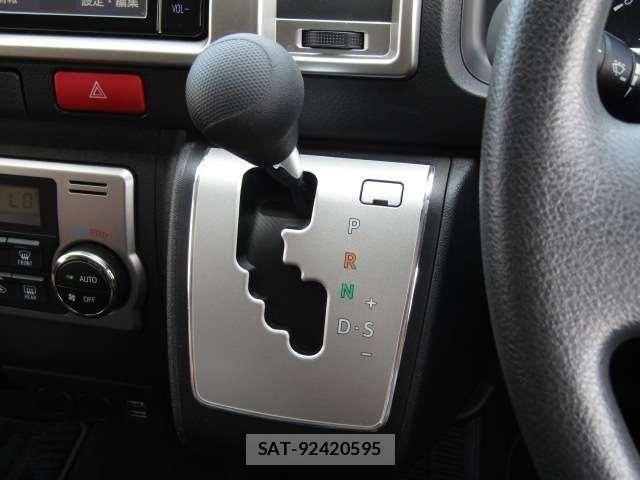 Toyota HIACE WAGON 2022-05 6716255-4