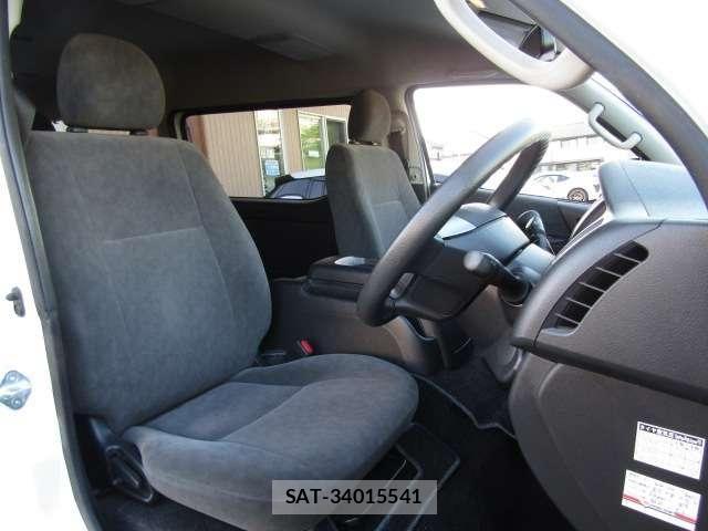 Toyota HIACE WAGON 2018-11 6716264-10