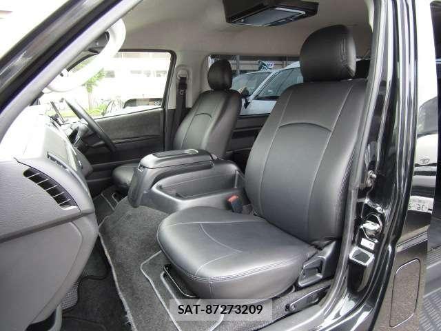 Toyota HIACE WAGON 2021-02 6716256-10