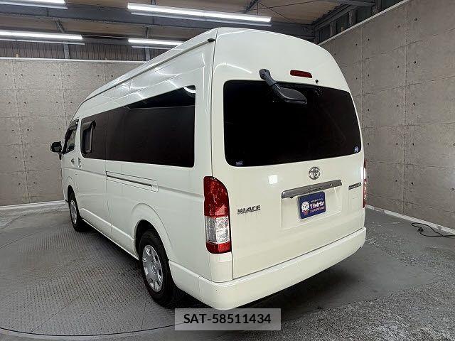 Toyota HIACE WAGON 2020-02 6751832-7