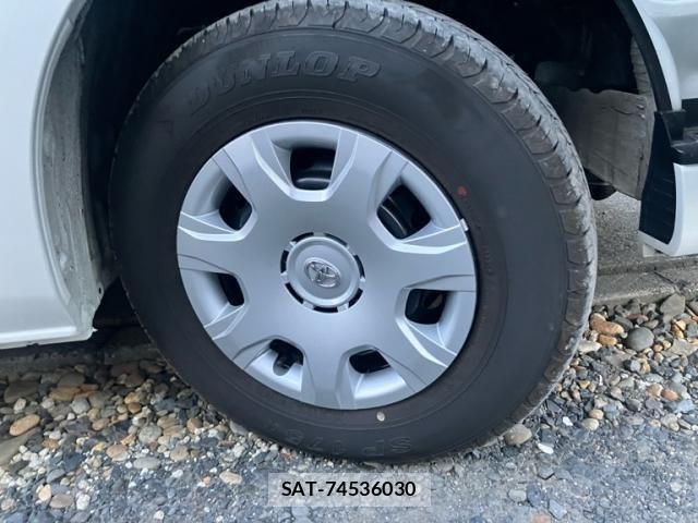 Toyota HIACE WAGON 2025-09 6815230-3