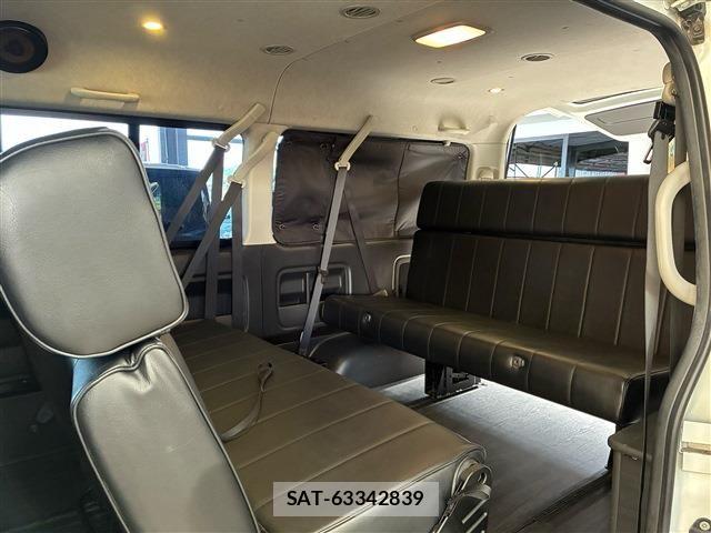 Toyota HIACE WAGON 2013-10 6815236-9