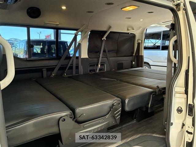 Toyota HIACE WAGON 2013-10 6815236-10