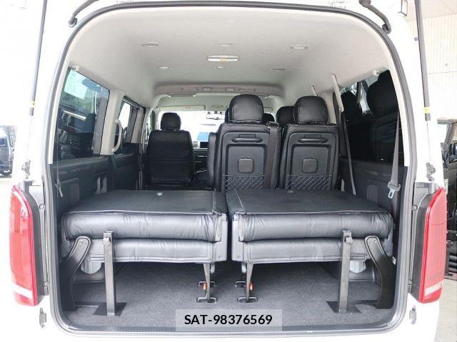 Toyota HIACE WAGON 2016-01 6815231-10