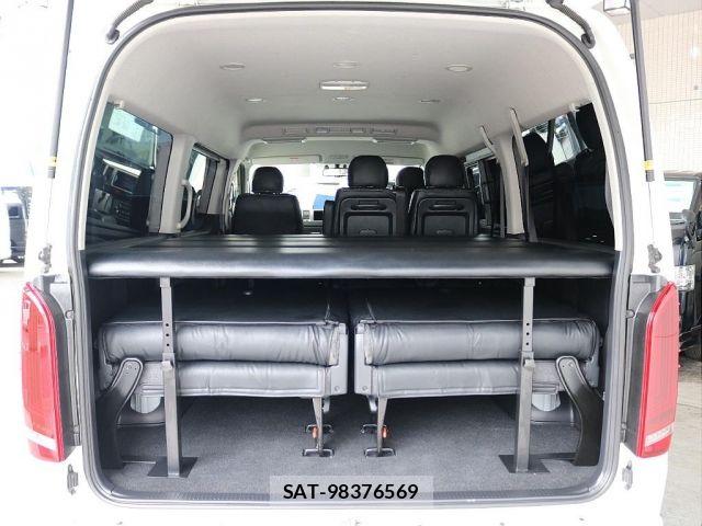 Toyota HIACE WAGON 2016-01 6815231-11