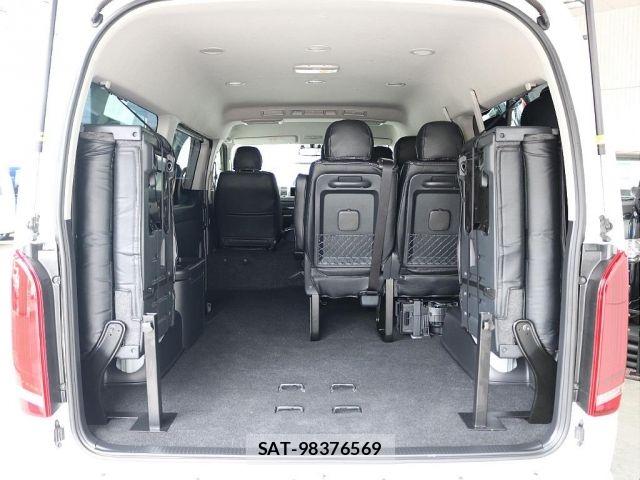 Toyota HIACE WAGON 2016-01 6815231-12