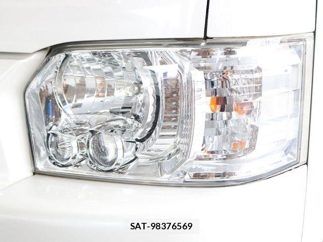 Toyota HIACE WAGON 2016-01 6815231-15