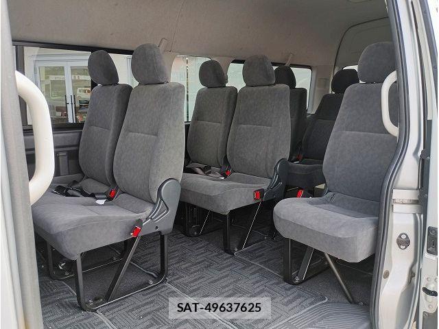 Toyota HIACE WAGON 2012-03 6906098-18