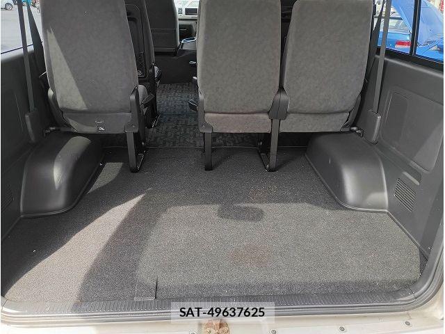 Toyota HIACE WAGON 2012-03 6906098-22