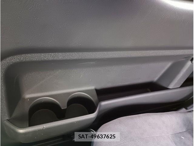Toyota HIACE WAGON 2012-03 6906098-29