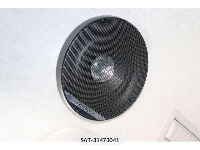 Toyota HIACE WAGON 2022-04 6906090-20