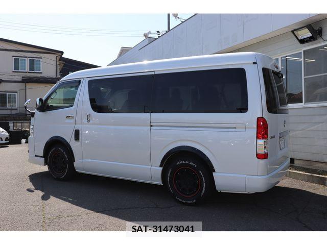 Toyota HIACE WAGON 2022-04 6906090-5