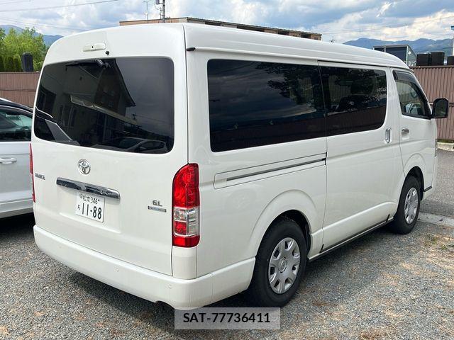 Toyota HIACE WAGON 2023-07 7020583-2