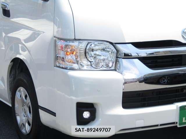 Toyota HIACE WAGON 2023-10 7058796-25
