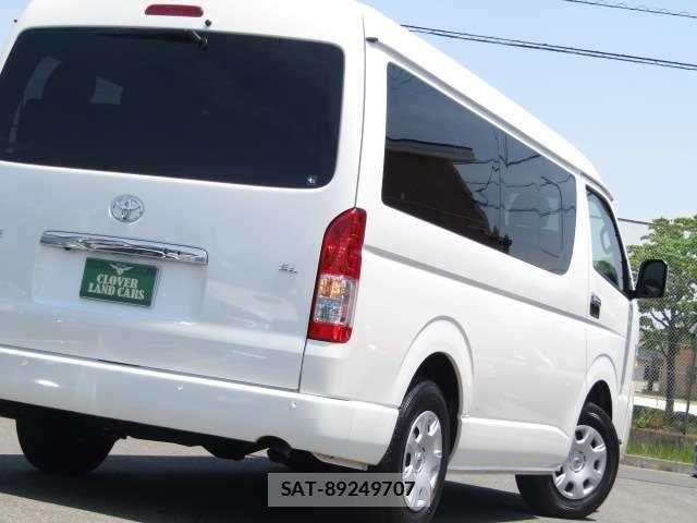 Toyota HIACE WAGON 2023-10 7058796-27