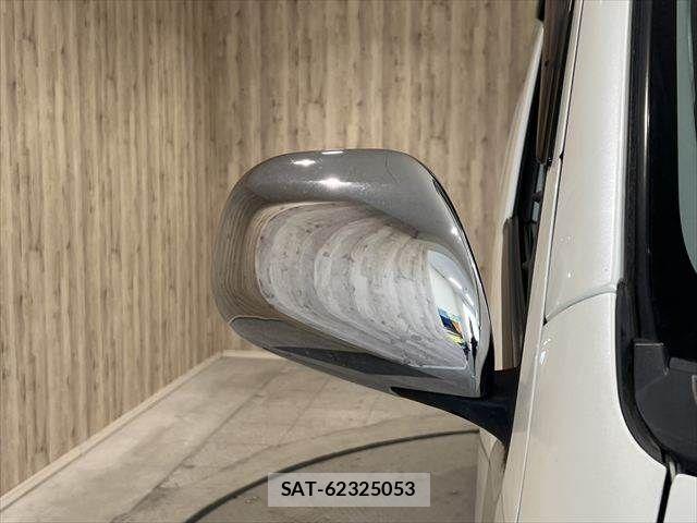 Toyota HIACE WAGON 2014-12 7058795-17