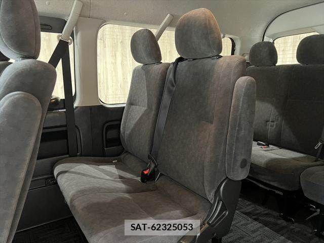Toyota HIACE WAGON 2014-12 7058795-23