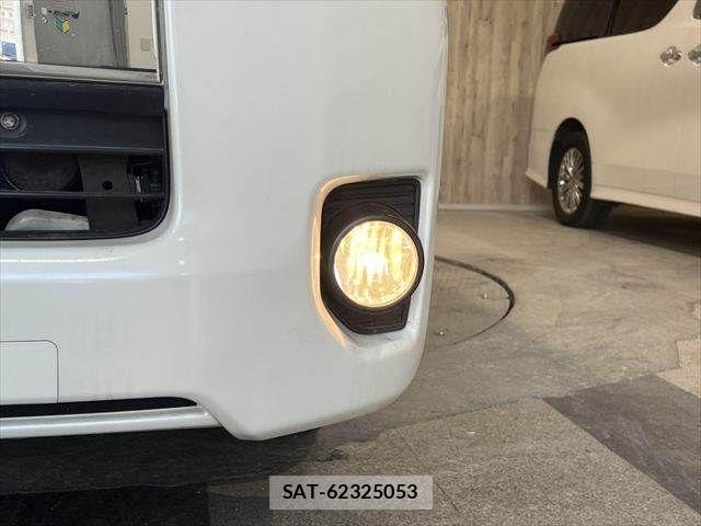 Toyota HIACE WAGON 2014-12 7058795-7