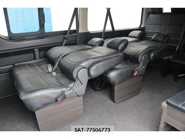 Toyota HIACE WAGON 2022-01 7058787-12